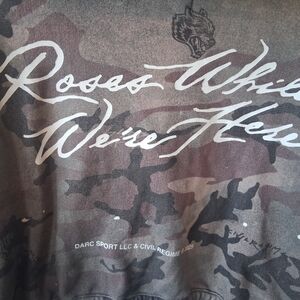 Darc Sport Women's Cropped Camo Zip Up Hoodie